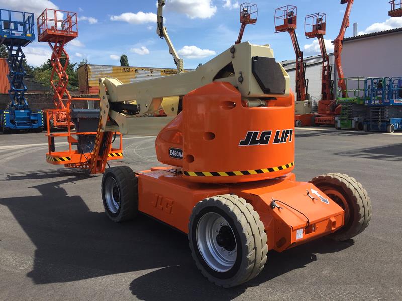 JLG E450AJ articulated boom lift for sale Sweden Västerbotten, PK37487